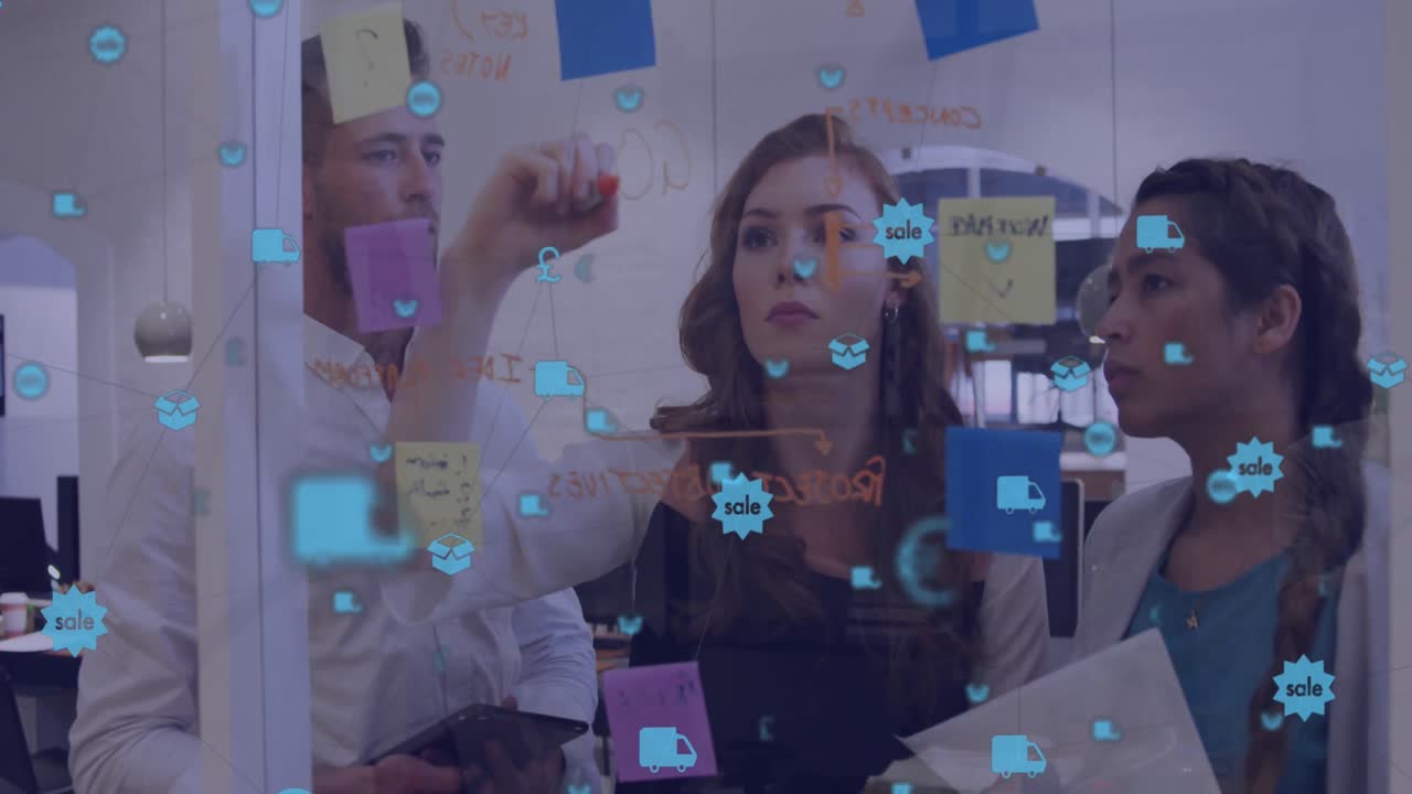 animación de una red de iconos digitales sobre diversos colegas discutiendo sobre notas de memorando en la oficina.