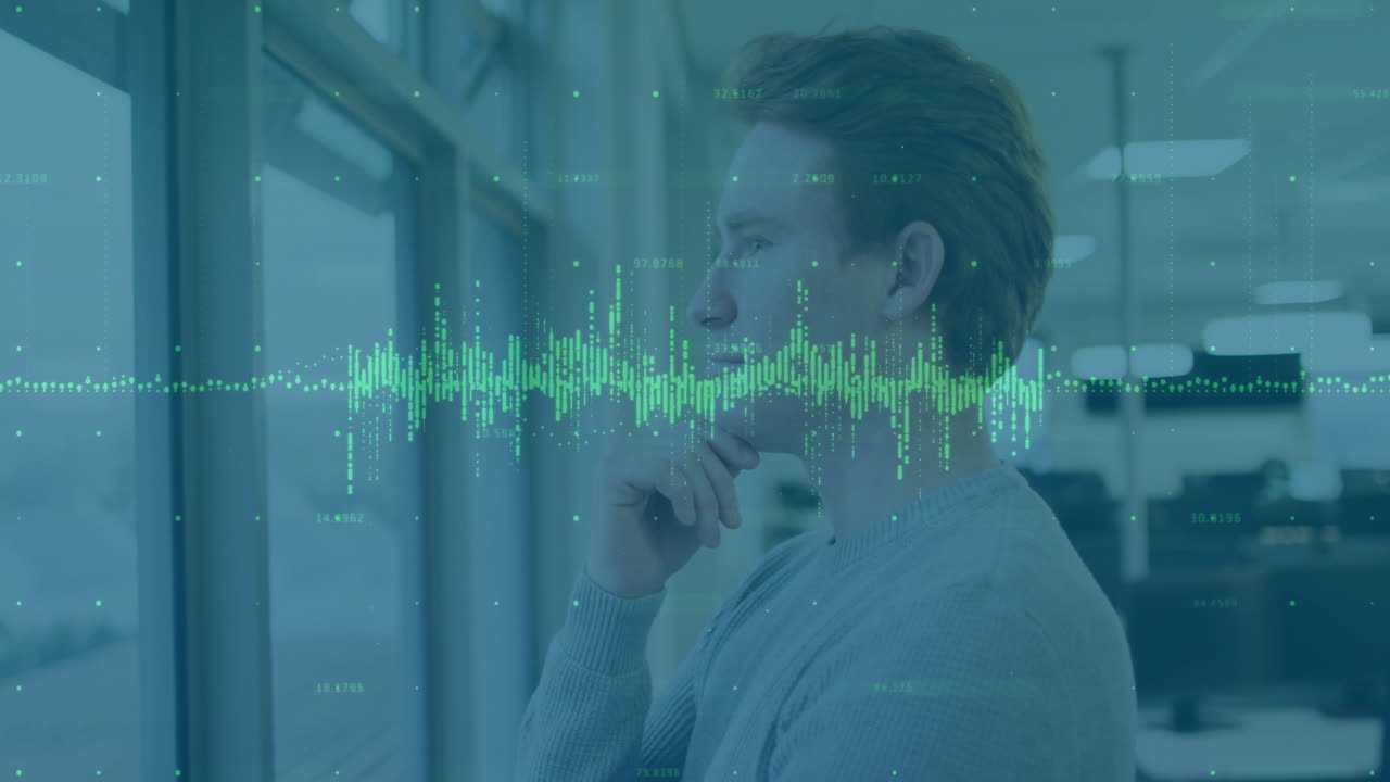 animación del procesamiento de datos financieros sobre el empresario caucásico en el cargo