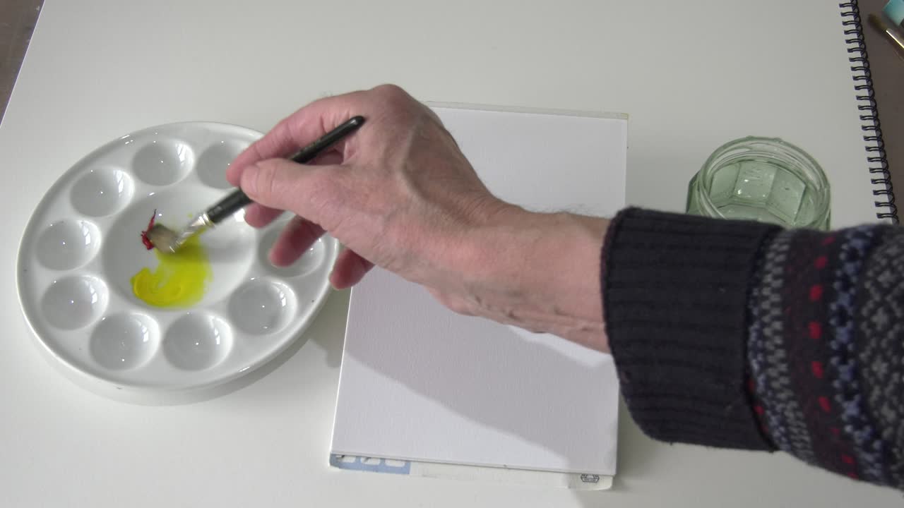 빨간색과 노란색을 섞어 주황색 만들기