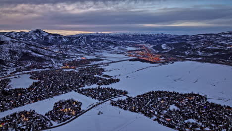 Park-City-Utah-Antenne-V-Drohne-Fliegen-Oben