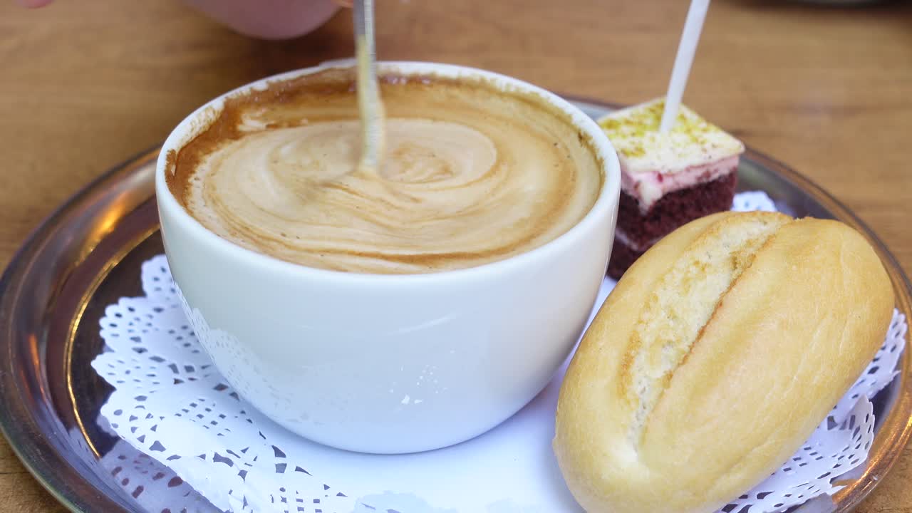 커피,, 그리고 디저트