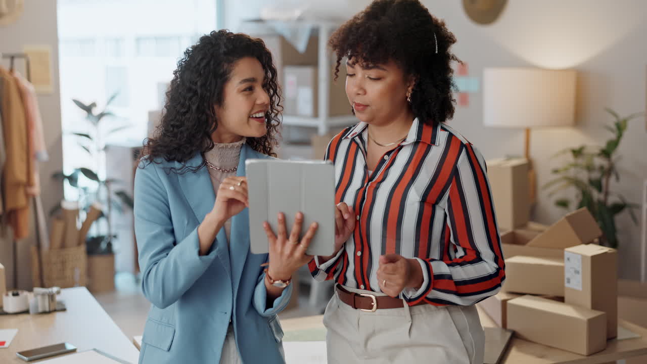 diseñador de moda, colaboración