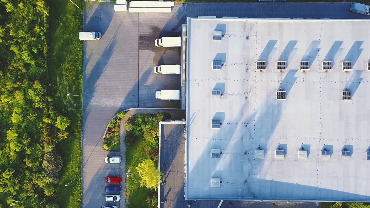 vista aérea del almacén de mercancías