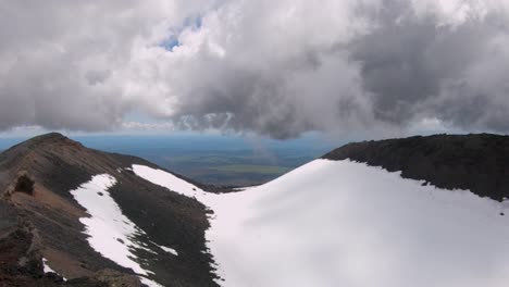 el cráter interior de ngauruhoe también conocido como