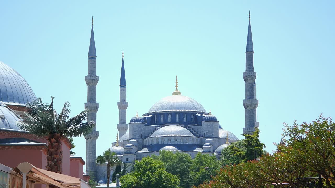 The Sultan Ahmed Mosque (Blue Mosque) in Istanbul, Turkey
