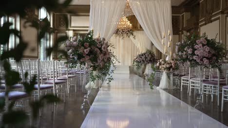 Toma-De-Revelación-Lenta-Del-área-De-La-Ceremonia-De-La-Boda