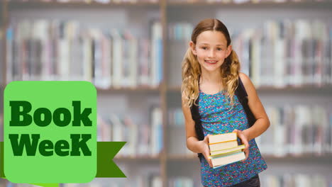 animación del texto de la semana del libro sobre una colegiala caucásica sonriente que sostiene libros en la biblioteca