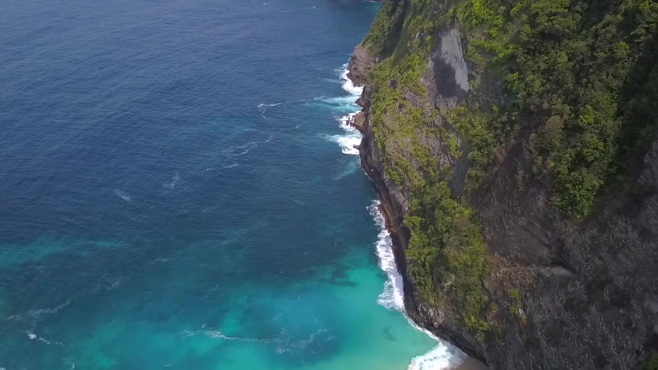 hermosa vista aérea panorama de vuelo visión general drone disparado alto en el cielo