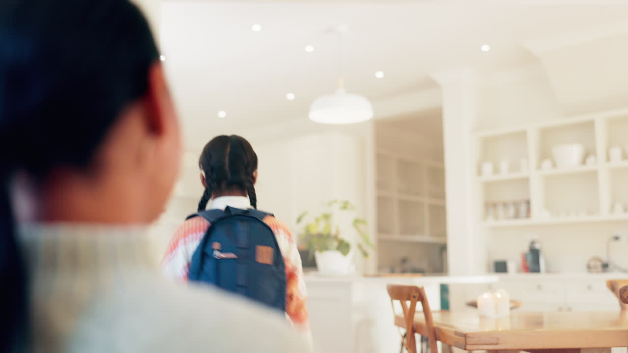 학교 첫날, 엄마