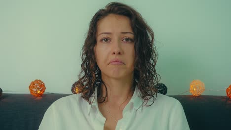 retrato de una mujer triste