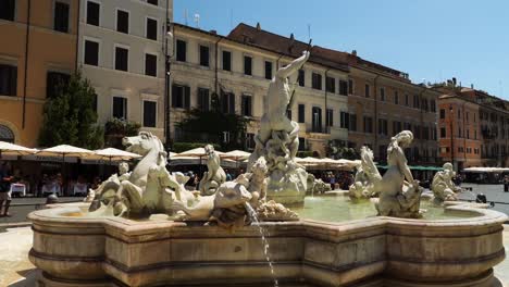 fontana del nettuno in piazza navona, by giacomo della porta, rome, italy