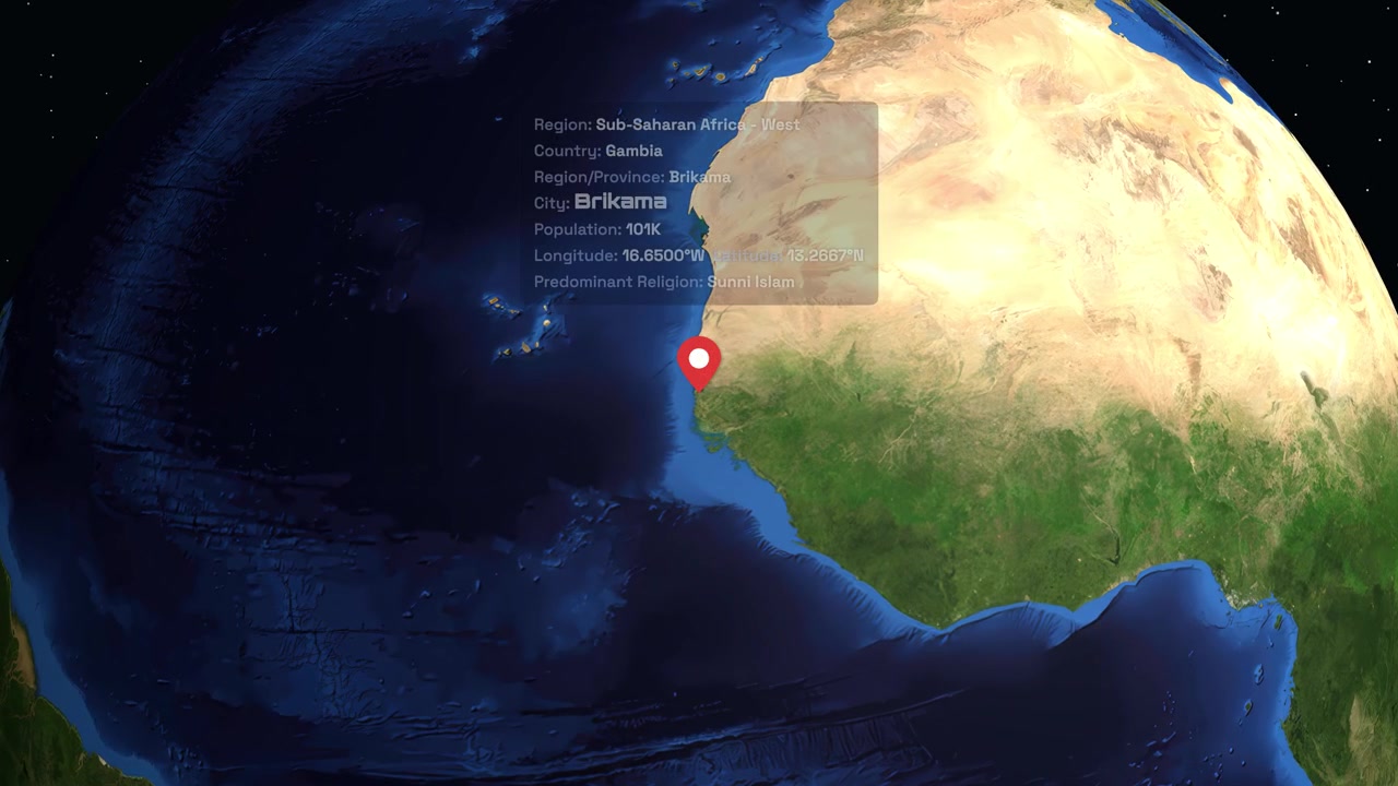 Un globo digitale ruota e ingrandisce Brikama, Gambia, con una sovrapposizione di dati di localizzazione