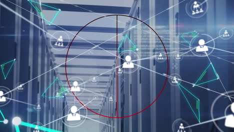 animazione della rete di connessioni e elaborazione dei dati sulla sala server