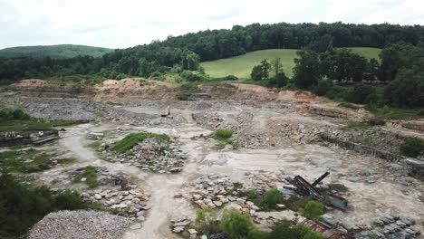 Extracción-De-Piedra-Para-La-Construcción-Piedra-Para-Nuevas-Viviendas-Y-Construcción