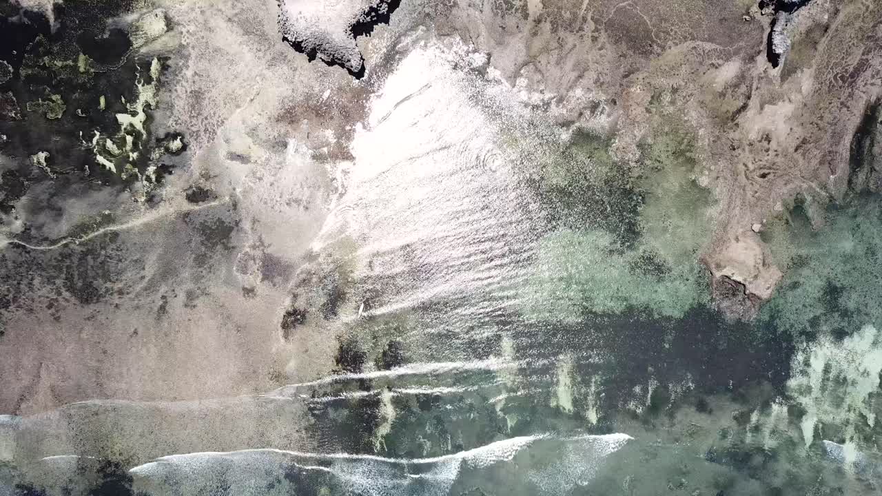 경치 좋은 해안의 휴식 장면