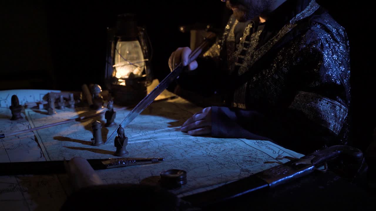 전쟁 전략. 영화적 역사 비디오.