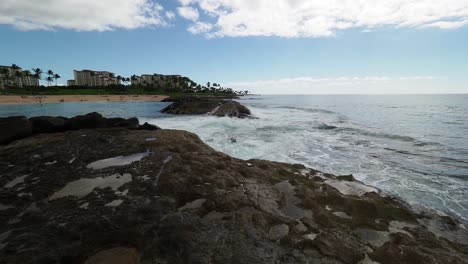 Waves-crashing-over-Oahu's-the-volcanic-rocks