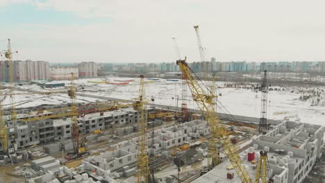 Wohnkomplex-Baustelle-Im-Winter-Aus-Der-Vogelperspektive