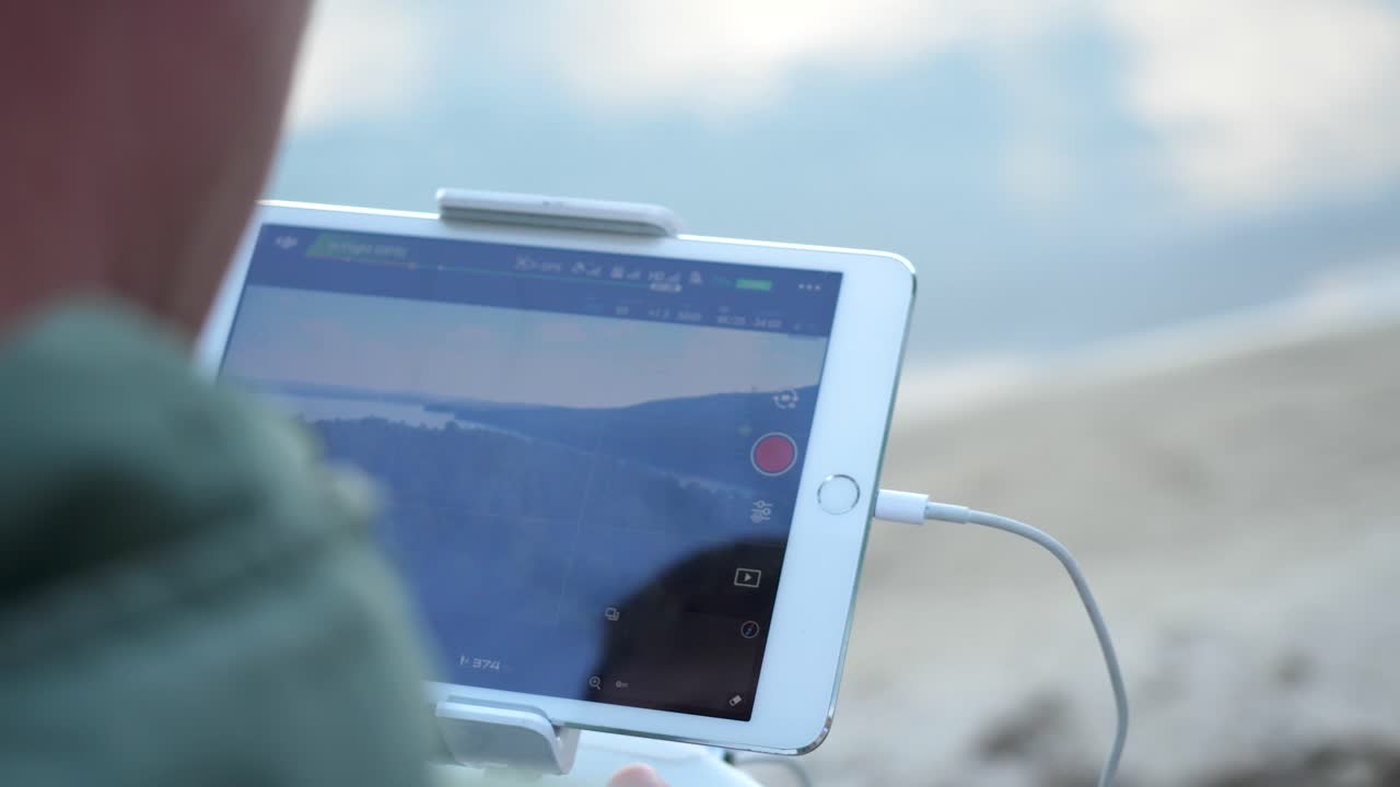 드론 조종사 운영 태블릿