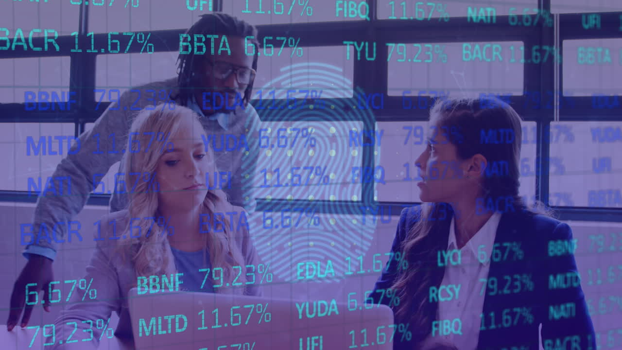 animación del procesamiento de datos sobre diversas personas de negocios en la oficina