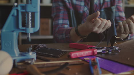 craftsman sewing wallet