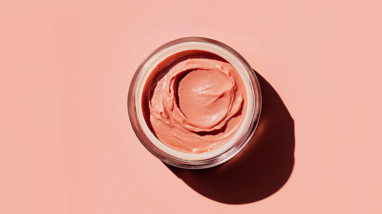 Maschera all'argilla rosa in barattolo di vetro