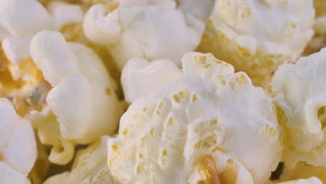 palomitas de maíz frescas y dulces.