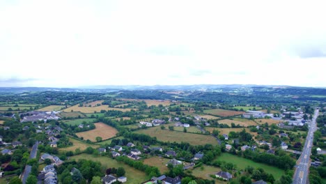 Vista-Of-Rural-Settlements-With-Farmlands-In-Aveyron,-France