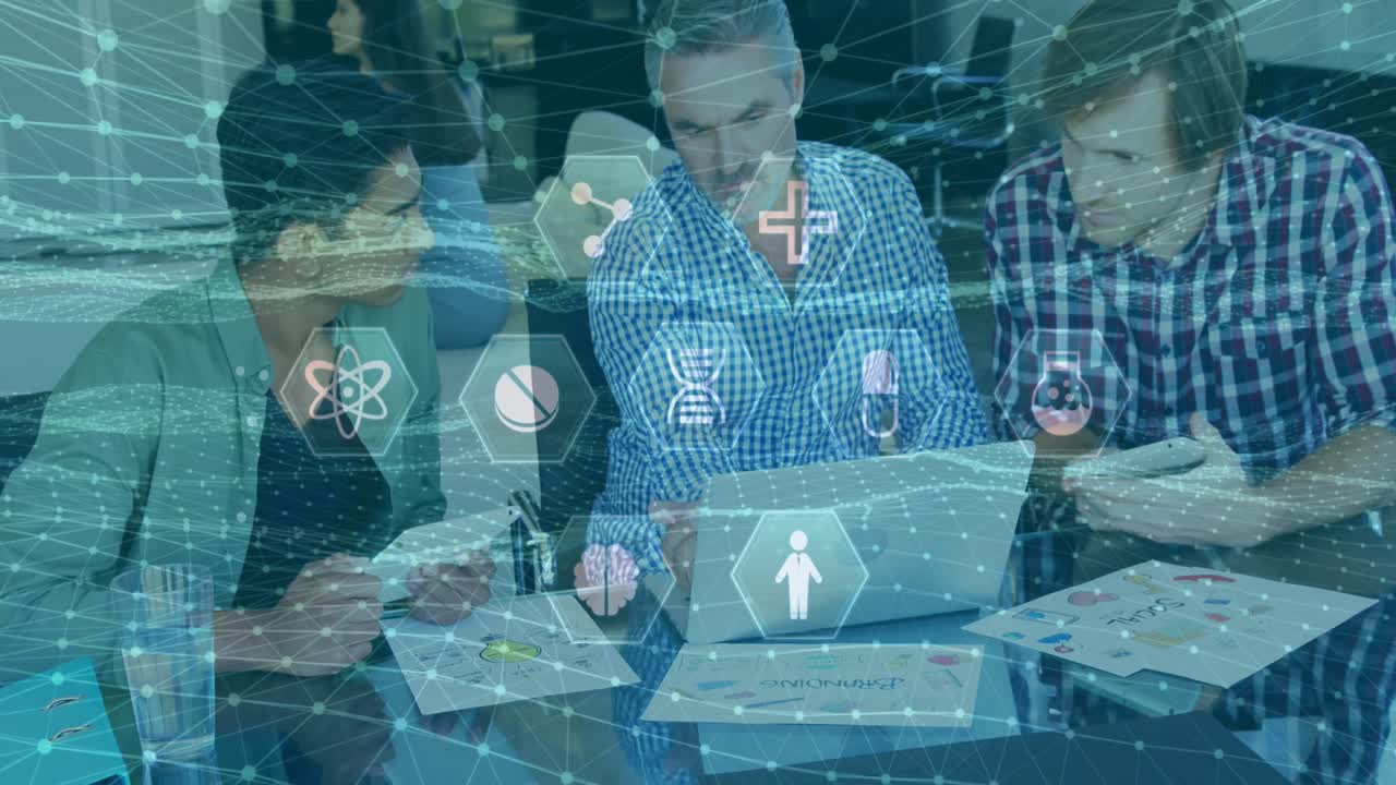 사무실에서 다양한 비즈니스 사람들에 대한 아이콘과의 연결 네트워크의 애니메이션