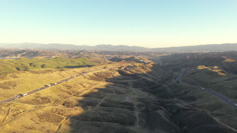 The-Grapevine-Pass-near-Santa-Clarita-Los-Angeles,-also-known-as-Tejon-Pass