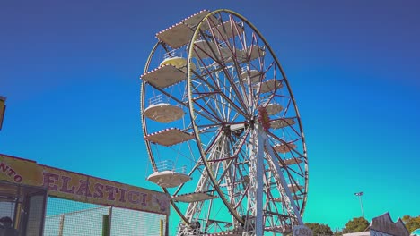 la rueda de la ferris de la feria