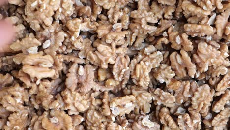 primer plano de nueces sin cáscara
