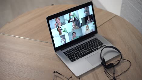 Video-Conferencing-technology-in-kitchen-for-video-call-with-colleagues-at-home-and-in-offices