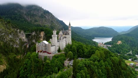 neuschwanstein castle bavarian alps germany