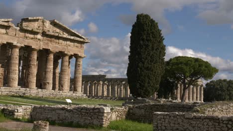 Erster-Und-Zweiter-Tempel-Von-Hera