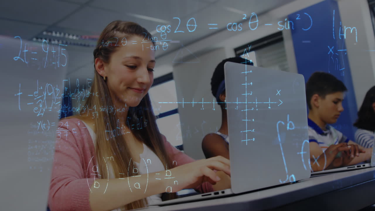 animación de ecuaciones matemáticas sobre escolares usando computadoras portátiles