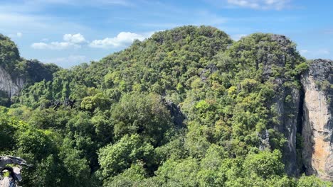 Hong-Kalksteininsel-Südthailand-Natur-Grüne-Vegetation-Exotischer-Ort