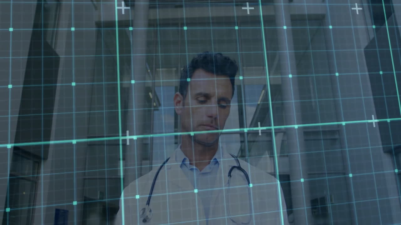 Medico con stetoscopio che analizza i dati sanitari nella hall, visualizzando una sovrapposizione di griglia turchese.