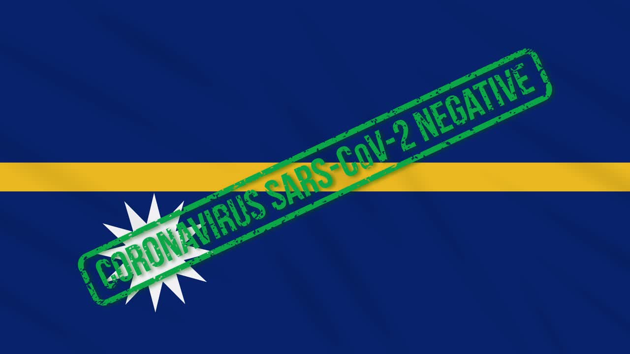 나우루는 코로나바이러스로부터의 자유의 녹색 스프와 함께 발을 흔들고 있습니다.