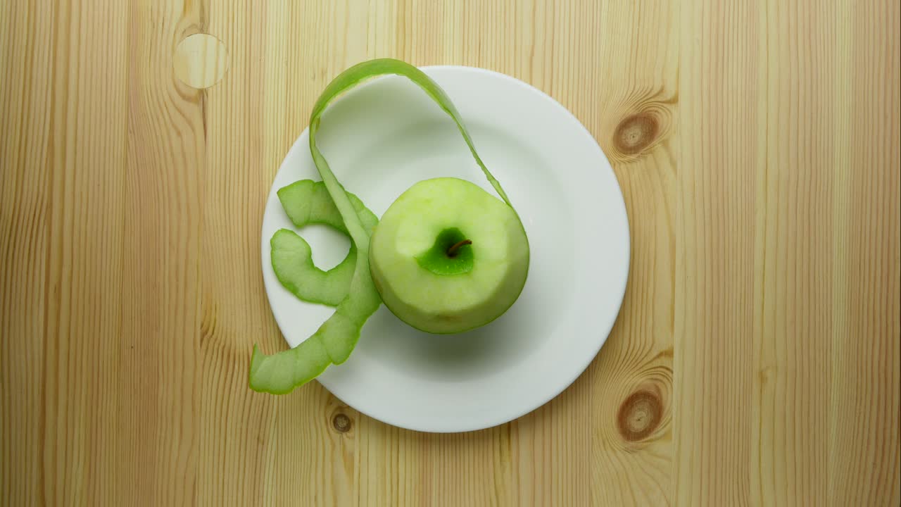 stop-motion de pelar manzanas