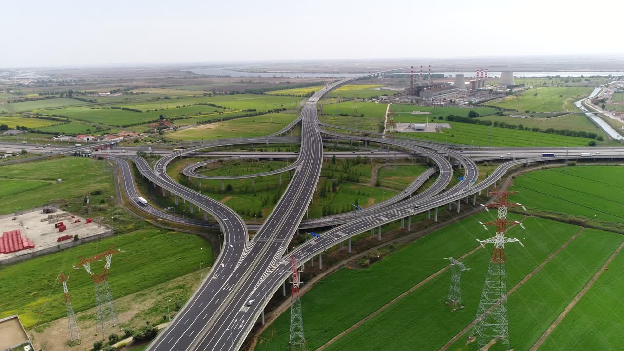 도로 교차로 의 교통. 리스본, 포르투갈