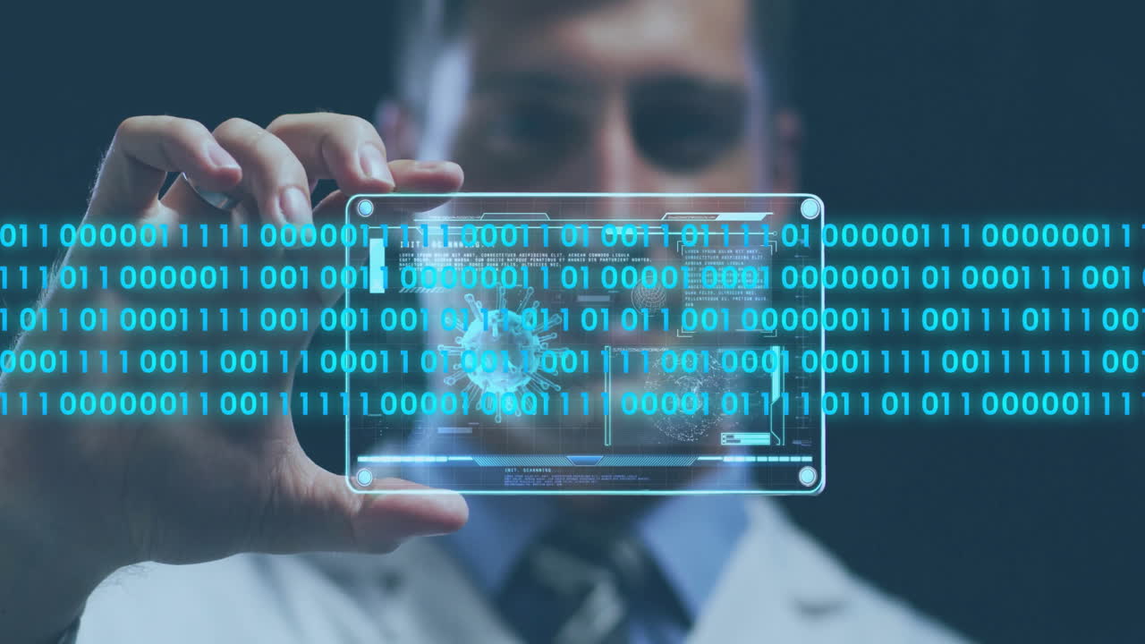 sosteniendo una tableta transparente, persona que ve código binario y animación de datos digitales