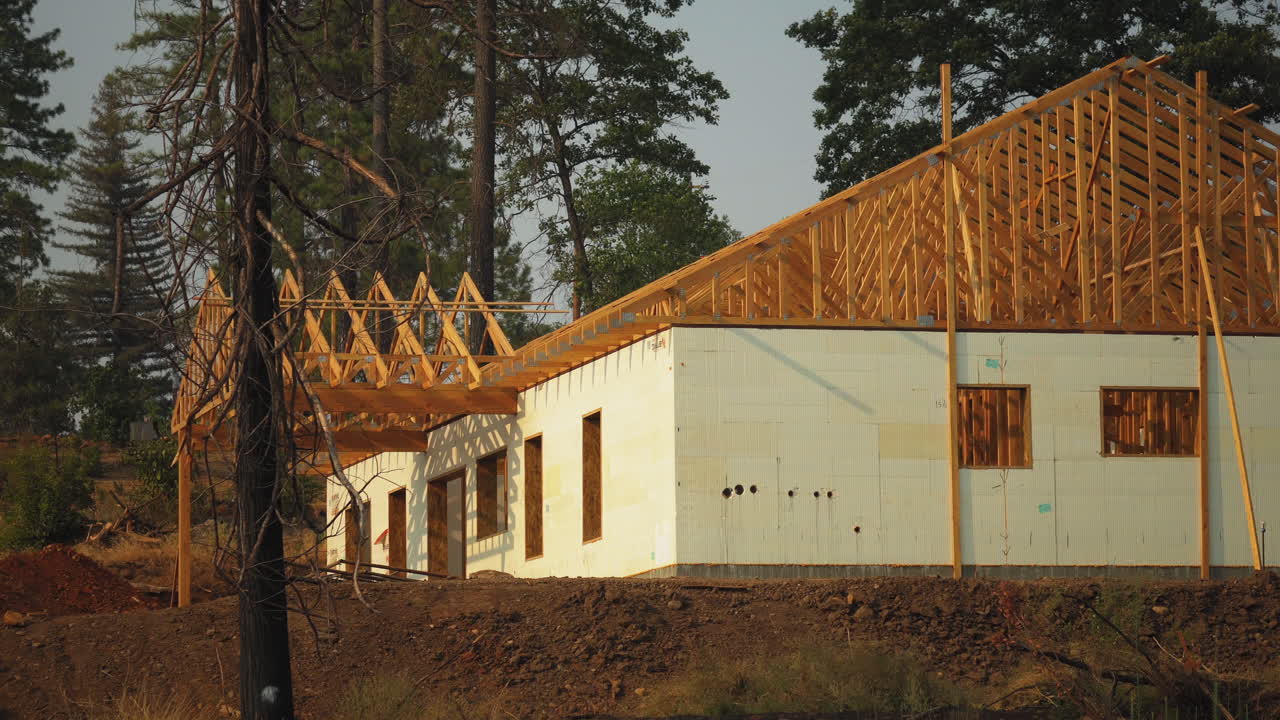 캘리포니아 산불로 파괴된 주거용 주택 재건