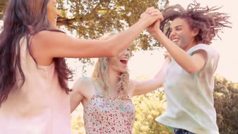 Young-friend-having-fun-in-the-park