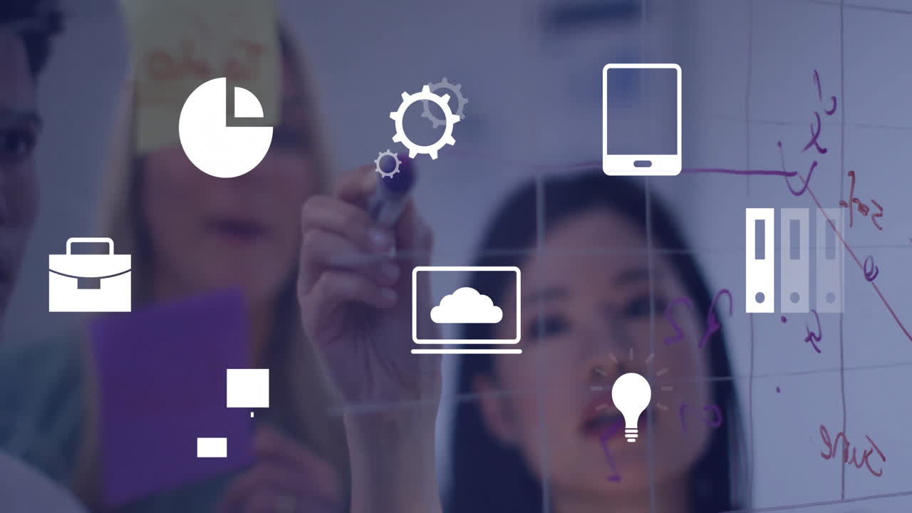 iconas de negocios animación sobre personas de lluvia de ideas y escritura en tablero transparente