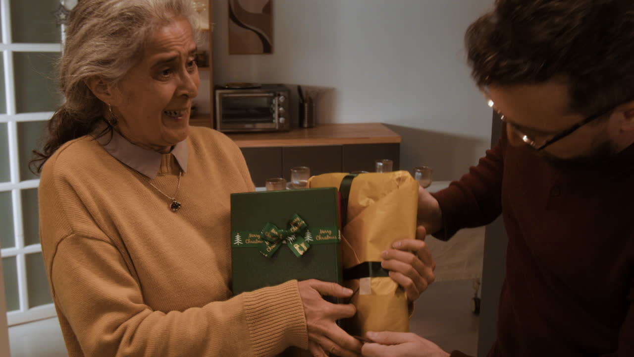 Giving Christmas gifts