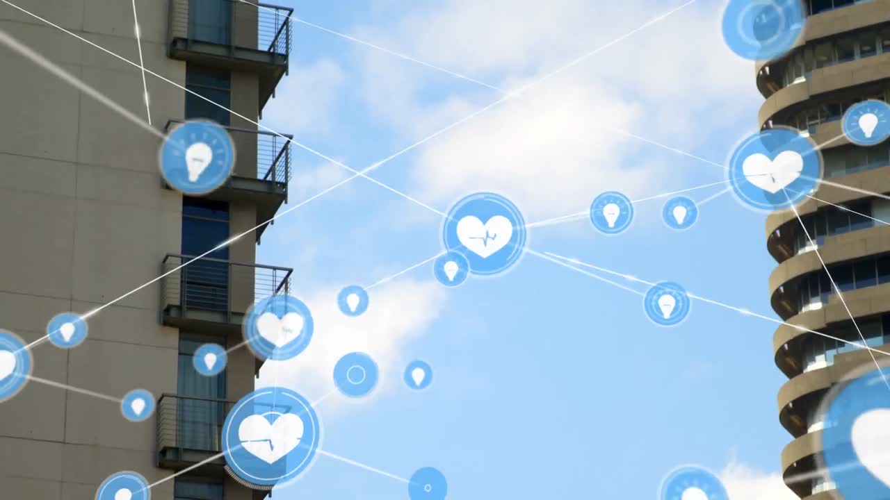 푸른 하늘을 배경으로 높은 건물의 공중 뷰 위에 디지털 아이콘의 네트워크의 애니메이션