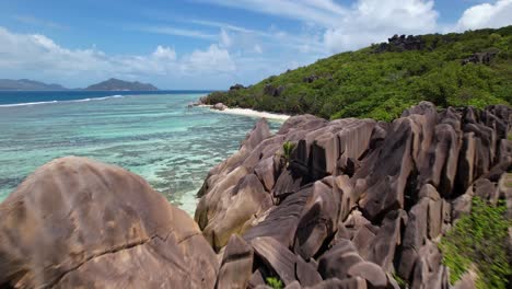 one of the most famous beaches in the world in the seychelles