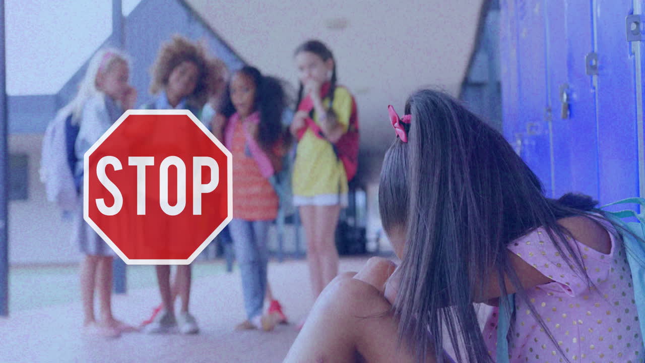 señal de parada y niña llorando en la escuela contra el fondo parpadeante