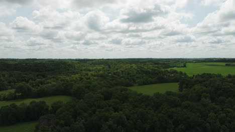 Ruhige-Atmosphäre-über-Der-Ruhigen-Wildnis-Der-Landschaft-Von-Minnesota